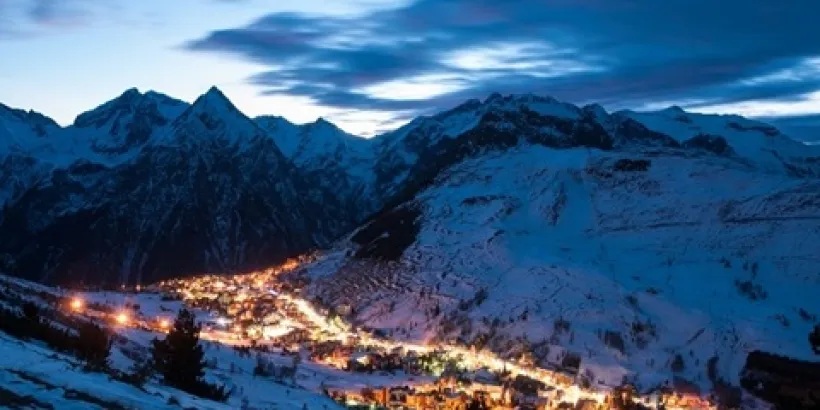 Travel time from Grenoble airport to Les Deux Alpes